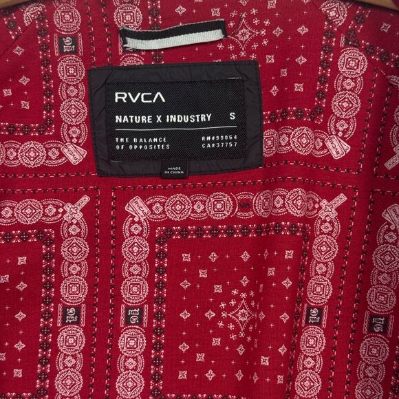 RVCA Coaches Jacket Red Bandana Lining Snap Button Front Black Nylon Size S - Picture 12 of 14
